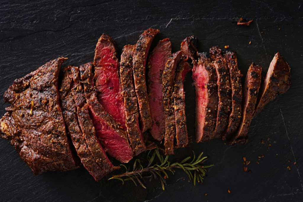 Flatbiff av hjort frå Øvre Dale Gård